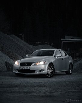 LEXUS IS220D Fsport - 10