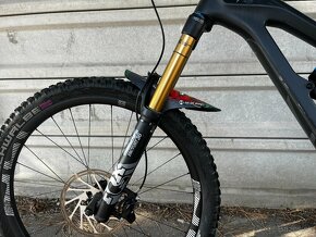 YT Capra 27 CF Pro Race L - 10