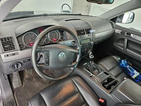 Volkswagen Touareg 2,5 TDi - 10