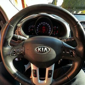 Kia Sportage 2.0 CRDi - 10