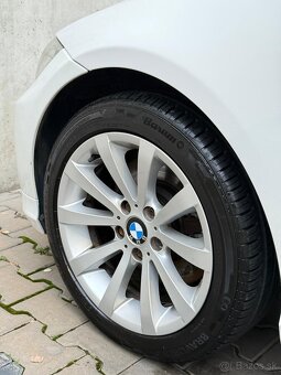 BMW E91 330d xDrive 2010 A/T - 10