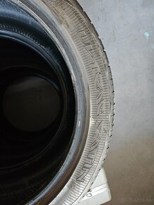 Pneu 245/40R18 - 10