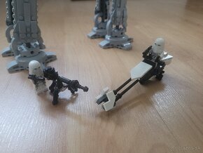 Lego Star Wars - 10