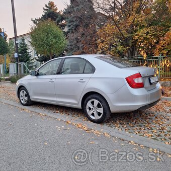 Škoda Rapid - 10