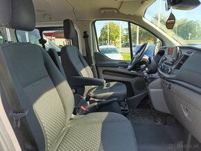 FORD Transit CUSTOM Kombi 2,0 130k L2 2022 - 10