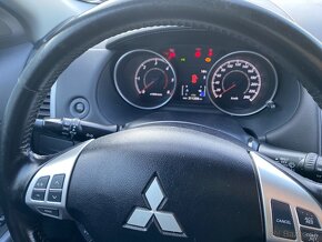 Mitsubishi Outlander 2,2 130KW - 10