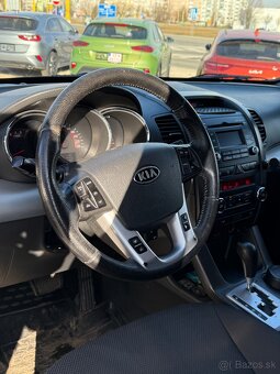 KIA SORENTO 2.4i benzín, Automatická prevodovka - 10