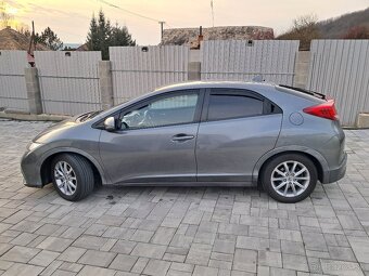 Predám Honda civic 1.4 benzin - 10