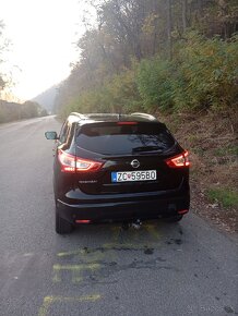 Nissan Qashqai 1.6 - 10