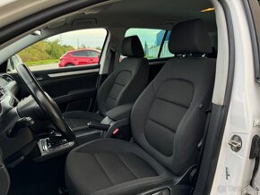 Škoda Superb Combi 2.0 TDI CR Business DSG - 10