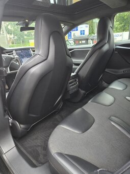 Tesla S 75, 2017 facelift - 10