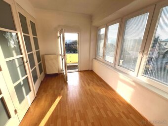 PREDAJ-3-5 iz.byt  125m2 v RD+ pozemok+balkon-centrum mesta - 10