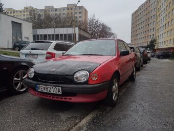 Toyota Corolla 1.3 benzín rezervované - 10