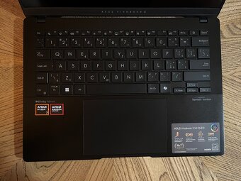 Asus Vivobook S14 OLED - AMD Ryzen 7, 16 GB RAM, 1 TB SSD - 10