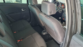 Renault clio 1.5dcii kombi edícia 20TH navigacia - 10