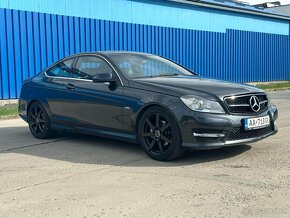 C220 SportCoupe 2013 - 10