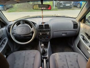 Hyundai accent 1.3 2005 na opravu/diely - 10