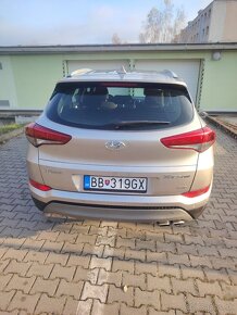 Hyundai Tucson - 10