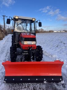 Japonský traktor KUBOTA GL 25 Diesel 3 válec, 25HP - 10