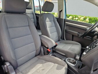 Volkswagen Touran 2.0 TDI DSG - 10