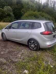 Opel Zafira Tourer - 10