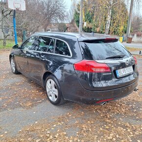 Opel Insignia 2.0 CDTi 4x4 - 10