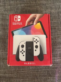 Nintendo Switch OLED - 10