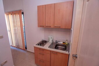 CHORVÁTSKO - Apartmánový dom s 9 apartmánmi - SUKOŠAN - 10