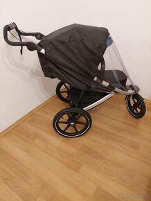 Thule Urban Glide 2 s BOHATÝM PRÍSLUŠENSTVOM - 10