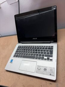 Predám pokazený notebook na náhradné diely zn.ASUS TP300L - 10