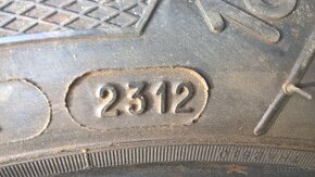 2 ks ZIMNÉ 185/60 R14 82T  KLEBER cca 7-7,5 mm LEN 15,-€/kus - 10