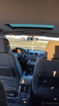 Volkswagen Touran 1.4 TSI DSG 103kw - 10