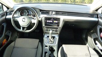 Volkswagen Passat Variant 2.0 TDI BMT Comfortline DSG - 10