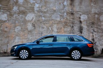 ✅ Škoda Superb Combi 2.0 TDI SCR Style DSG Virtual Webasto - 10