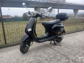 Piaggio Vespa 125 ET4 - 10