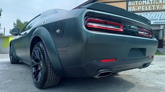 Dodge Challenger GT 4x4 - 10