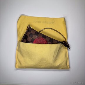 Louis Vuitton Mini Pochette Accessoires kabelka - 10