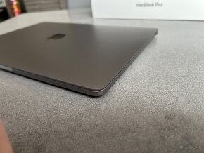 Macbook Pro 13 - 2019 i5 - 10