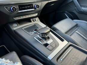 Audi Q5 55TFSi Sline Etron Quattro - Odpočet DPH - - 10
