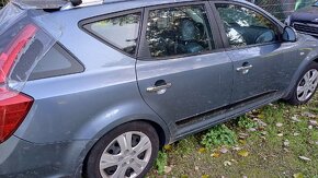 KIA Ceed 1.6 CRDI 2008 - 10