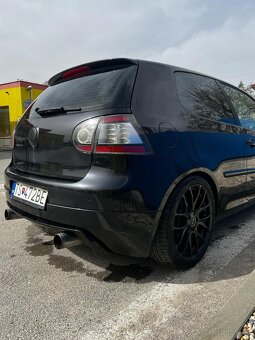 VW Golf V - 10