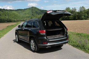 Jeep Grand Cherokee Summit edition 3.0 - 10