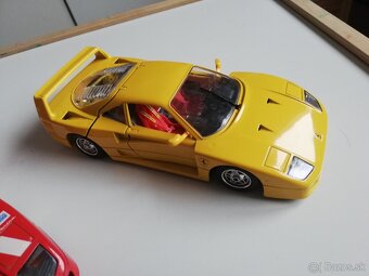 1:18 FERRARI F40  +F40 1:24 - 10