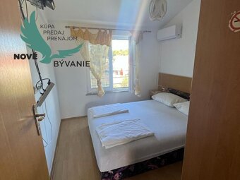 Na predaj  apartmán s výhľadom na more len 100m od pláže v C - 10