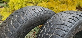 NOKIAN 215/70 R15 C,  ZIMNE celorocne ,, 215/70 R 15 - 10