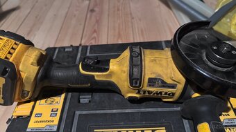 Dewalt sada flexa + skrutkovač DCK2055T2T - 10