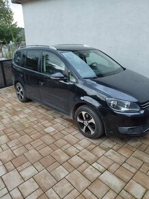 Volkswagen Touran 2012, 1.6 - 10