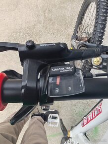 Downhil Specialized - 10