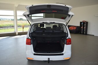 Volkswagen Touran 2,0 TDI, Highline,DSG,navigace - 10