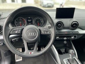 Audi Q2 S-line - 10